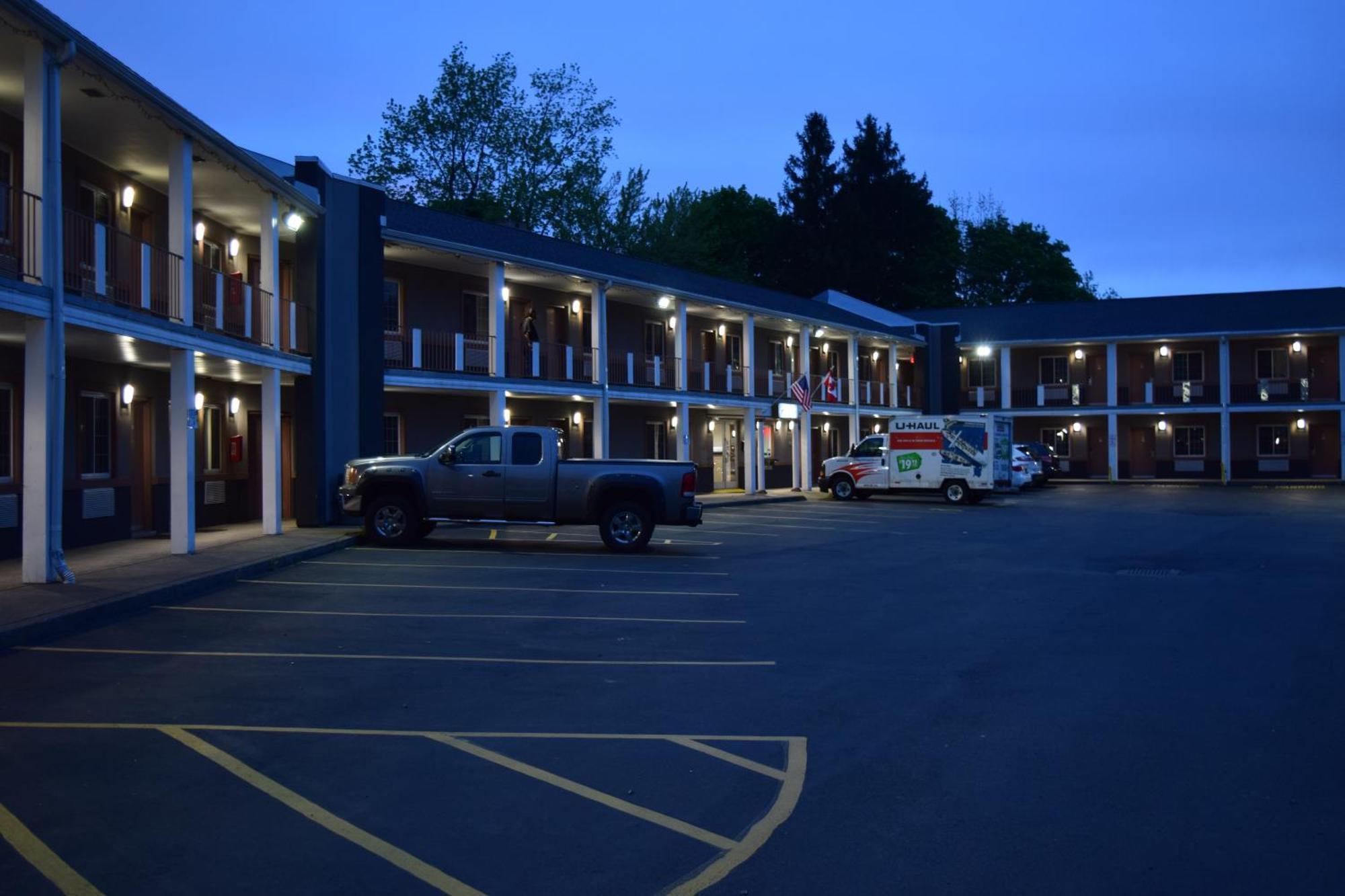University Manor Inn Buffalo Exteriér fotografie