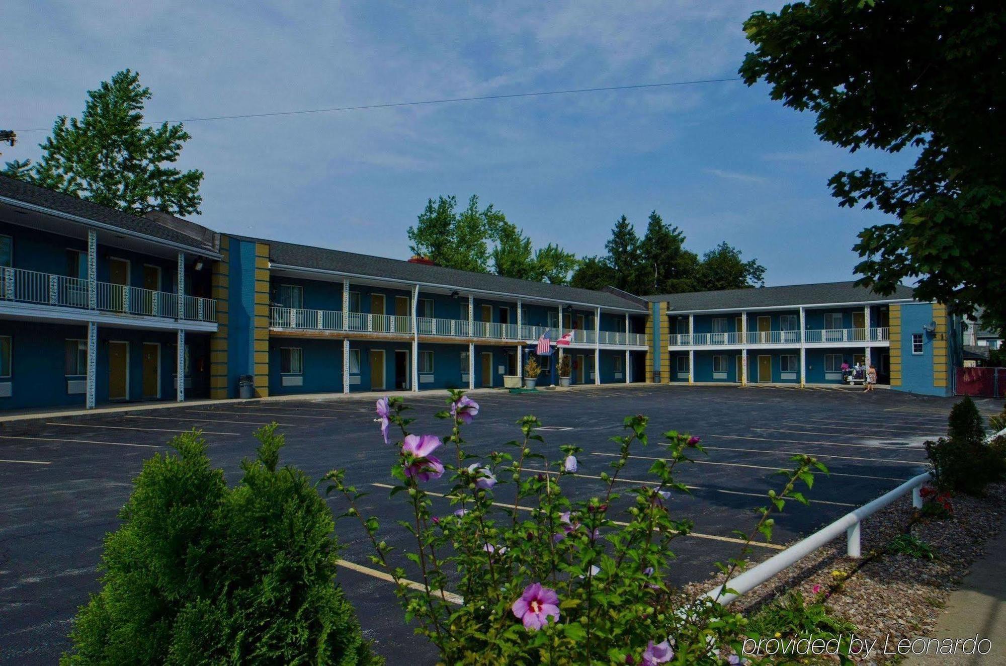 University Manor Inn Buffalo Exteriér fotografie